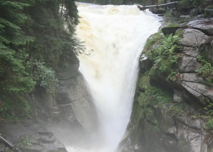 B&B Pawlowka 스클라르스카포렘바